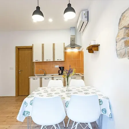 Apartment Cozy 10 Min From The Beach